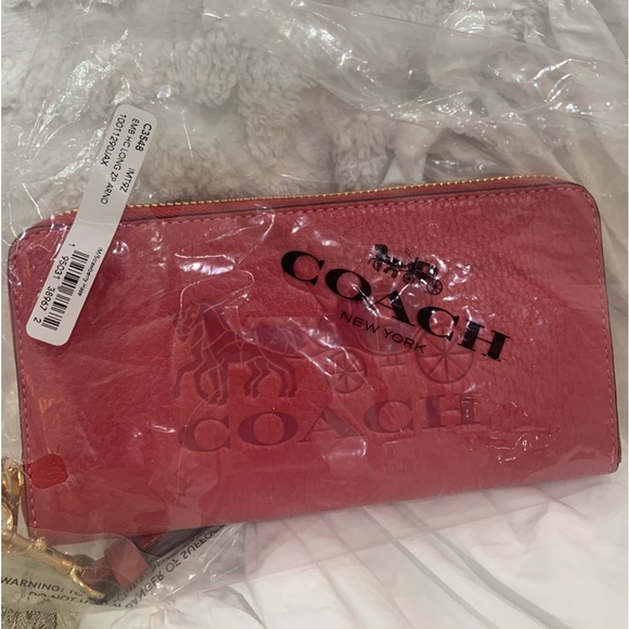 NWT Brand new Coach wallet - Picture 7 of 8